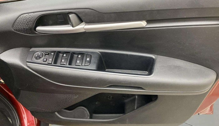 2020 KIA SONET HTK PLUS 1.5, Diesel, Manual, 59,482 km, Driver Side Door Panels Control