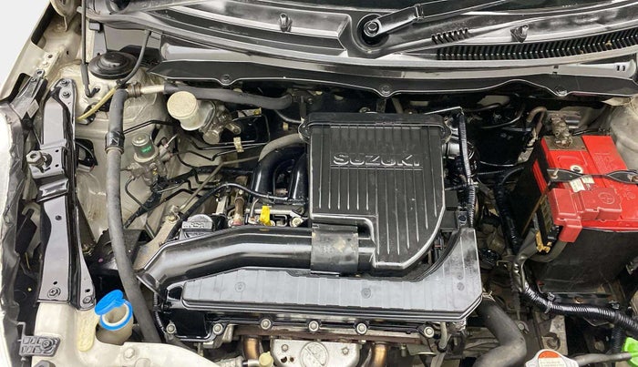 2015 Maruti Swift VXI, Petrol, Manual, 1,32,445 km, Engine View - Right