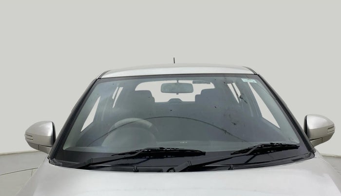 2015 Maruti Swift VXI, Petrol, Manual, 1,32,445 km, Front Windshield