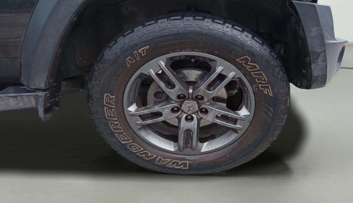 2023 Mahindra Thar LX D 4*4 MT HT, Diesel, Manual, 47,111 km, Right Rear Wheel