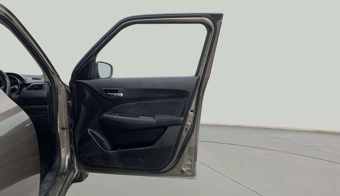 2020 Maruti Swift VXI, Petrol, Manual, 68,368 km, RHS Front Door