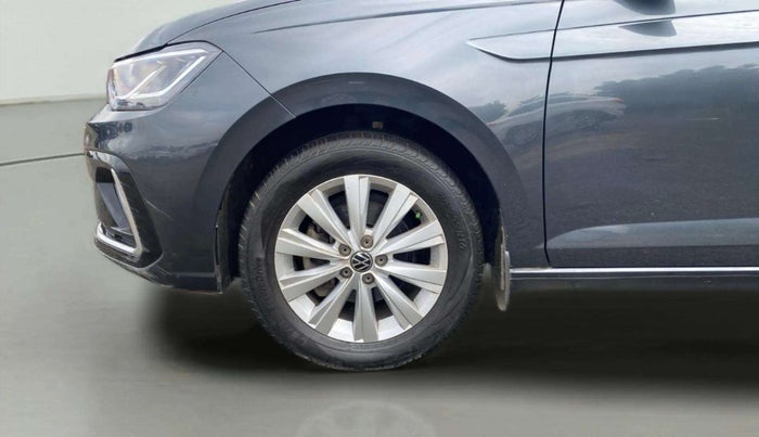 2023 Volkswagen VIRTUS HIGHLINE TSI 1.0 MT, Petrol, Manual, 24,463 km, Left Front Wheel