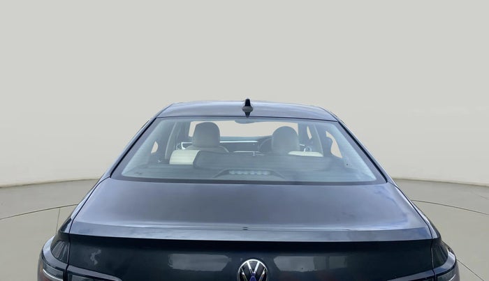 2023 Volkswagen VIRTUS HIGHLINE TSI 1.0 MT, Petrol, Manual, 24,463 km, Rear Windshield