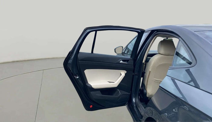 2023 Volkswagen VIRTUS HIGHLINE TSI 1.0 MT, Petrol, Manual, 24,463 km, LHS Rear Door