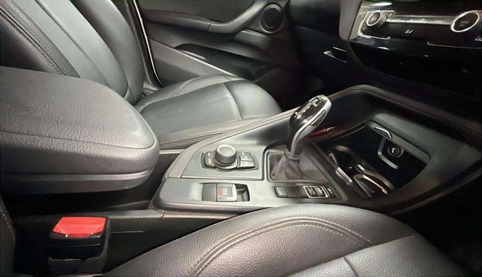 2020 BMW X1 SDRIVE 20i SPORTX, Petrol, Automatic, 32,663 km, Gear Lever