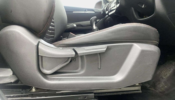 2020 KIA SONET GTX PLUS 1.0 IMT, Petrol, Manual, 60,728 km, Driver Side Adjustment Panel