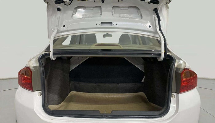 2015 Honda City 1.5L I-VTEC V MT, Petrol, Manual, 1,19,662 km, Boot Open Zoomed View