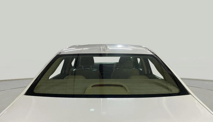 2015 Honda City 1.5L I-VTEC V MT, Petrol, Manual, 1,19,662 km, Rear Windshield