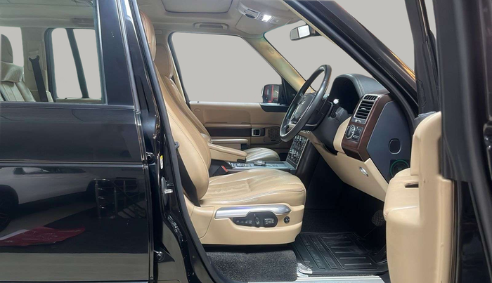2012 Landrover Range Rover 4.4 TDV8 VOGUE SE, Diesel, Automatic, 24,869 km, Right Side Front Door Cabin