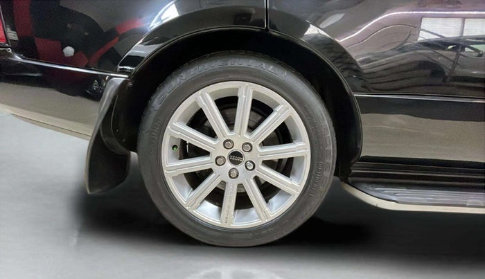 2012 Landrover Range Rover 4.4 TDV8 VOGUE SE, Diesel, Automatic, 24,869 km, Right Rear Wheel