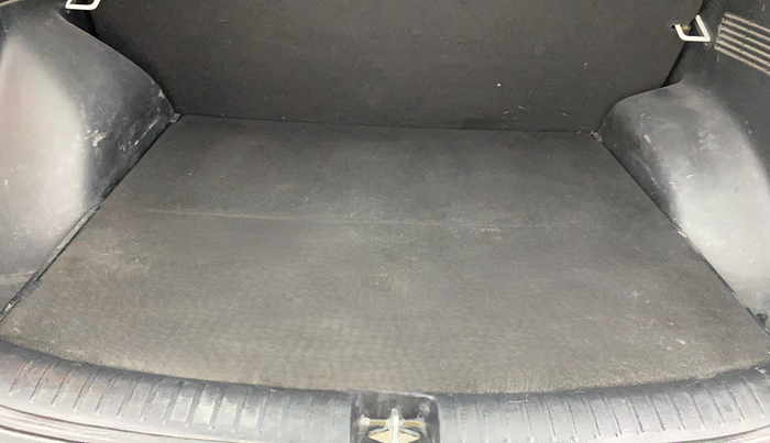 2019 KIA SELTOS HTK 1.5 PETROL, Petrol, Manual, 75,486 km, Boot Inside