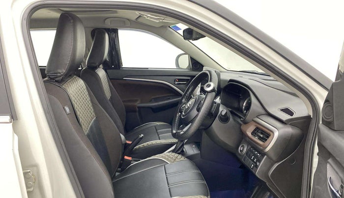 2023 Maruti BREZZA ZXI + AT SMART HYBRID, Petrol, Automatic, 13,976 km, Right Side Front Door Cabin
