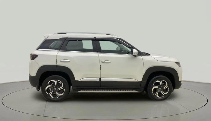2023 Maruti BREZZA ZXI + AT SMART HYBRID, Petrol, Automatic, 13,976 km, Right Side View