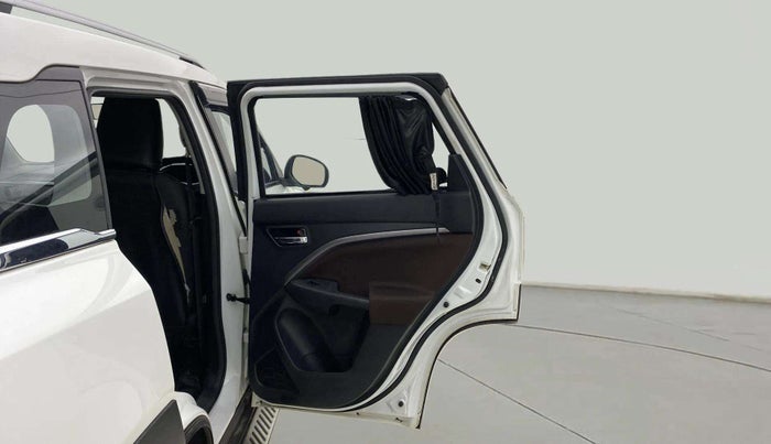 2023 Maruti BREZZA ZXI + AT SMART HYBRID, Petrol, Automatic, 13,976 km, RHS Rear Door