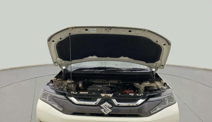 2023 Maruti BREZZA ZXI + AT SMART HYBRID, Petrol, Automatic, 13,976 km, Open Bonet
