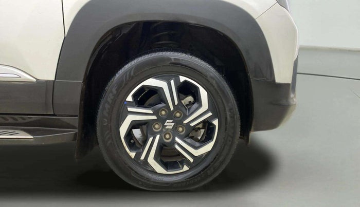 2023 Maruti BREZZA ZXI + AT SMART HYBRID, Petrol, Automatic, 13,976 km, Right Front Wheel