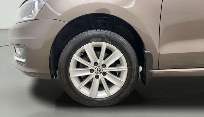 2017 Volkswagen Vento HIGHLINE 1.5 AT, Diesel, Automatic, 85,183 km, Left Front Wheel