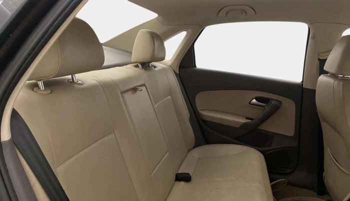 2017 Volkswagen Vento HIGHLINE 1.5 AT, Diesel, Automatic, 85,183 km, Right Side Rear Door Cabin