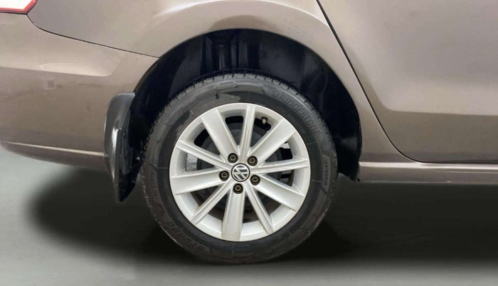 2017 Volkswagen Vento HIGHLINE 1.5 AT, Diesel, Automatic, 85,183 km, Right Rear Wheel