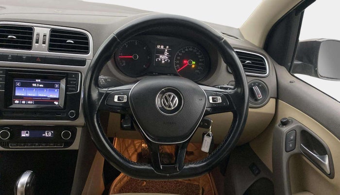 2017 Volkswagen Vento HIGHLINE 1.5 AT, Diesel, Automatic, 85,183 km, Steering Wheel Close Up