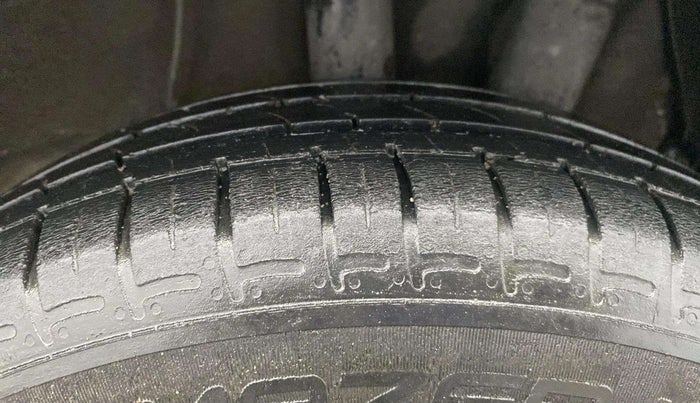 2021 Hyundai AURA S 1.2 CNG, CNG, Manual, 26,505 km, Left Rear Tyre Tread