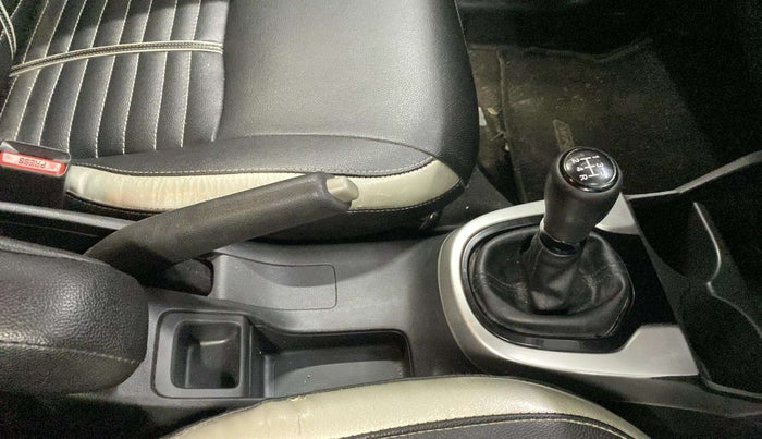 2017 Honda WR-V 1.2L I-VTEC VX MT, Petrol, Manual, 48,656 km, Gear Lever
