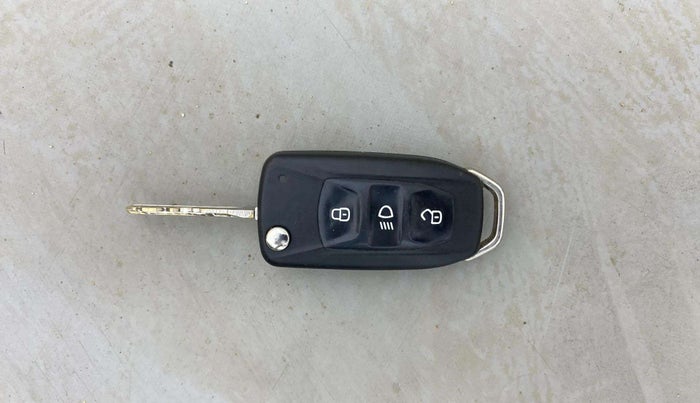 2018 Tata Tiago XZA PETROL, Petrol, Automatic, 79,328 km, Key Close Up