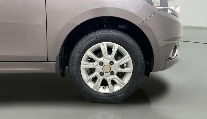 2018 Tata Tiago XZA PETROL, Petrol, Automatic, 79,328 km, Right Front Wheel