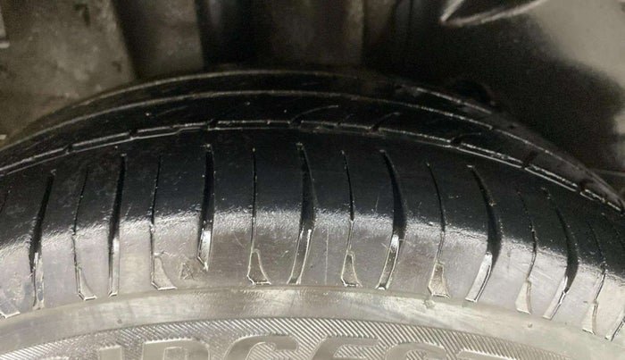2018 Tata Tiago XZA PETROL, Petrol, Automatic, 79,328 km, Right Rear Tyre Tread