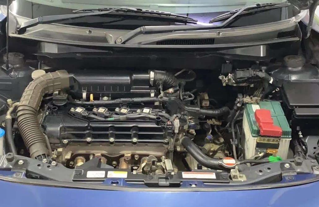 2017 Maruti Dzire ZXI PLUS, Petrol, Manual, 34,305 km, Engine View