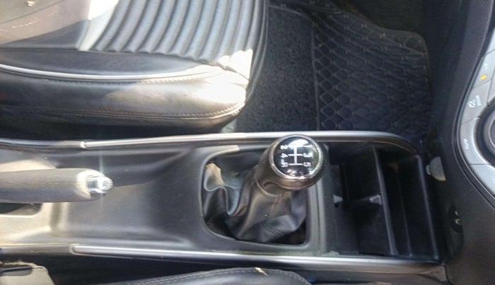 2021 Maruti Baleno DELTA PETROL 1.2, Petrol, Manual, 67,839 km, Gear Lever