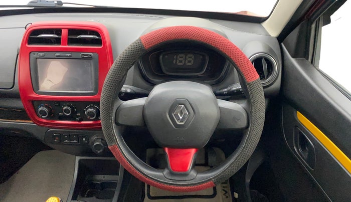 2018 Renault Kwid RXT 1.0, Petrol, Manual, 49,561 km, Steering Wheel Close Up