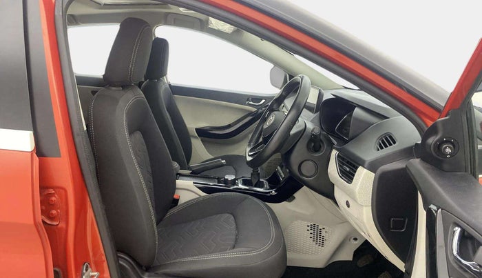 2022 Tata NEXON XZ PLUS (HS) PETROL, Petrol, Manual, 15,663 km, Right Side Front Door Cabin