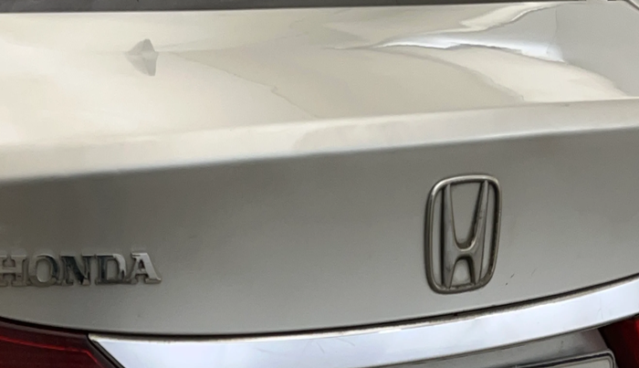 2015 Honda City 1.5L I-VTEC SV, Petrol, Manual, 48,194 km, Dicky (Boot door) - Slightly dented