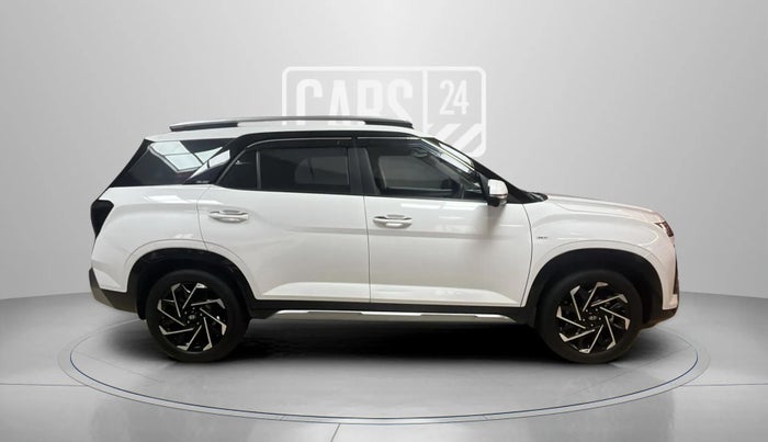 2025 Hyundai ALCAZAR Signature 6 STR 1.5 Turbo GDi Petrol DCT, Petrol, Automatic, 3,581 km, Right Side View