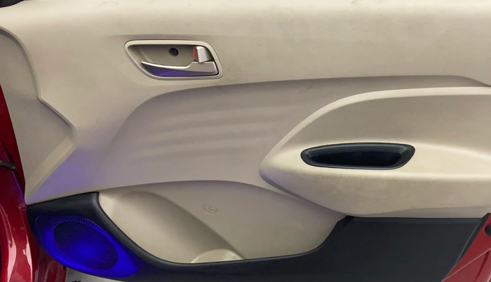 2019 Hyundai NEW SANTRO MAGNA AMT, Petrol, Automatic, 41,810 km, Driver Side Door Panels Control