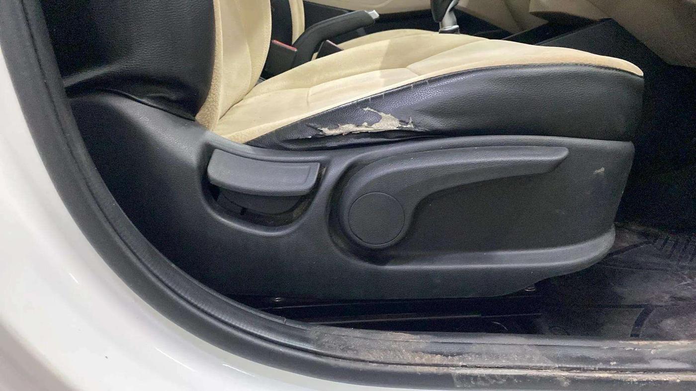 2019 Hyundai Verna 1.6 VTVT SX, Petrol, Manual, 36,134 km, Driver Side Adjustment Panel