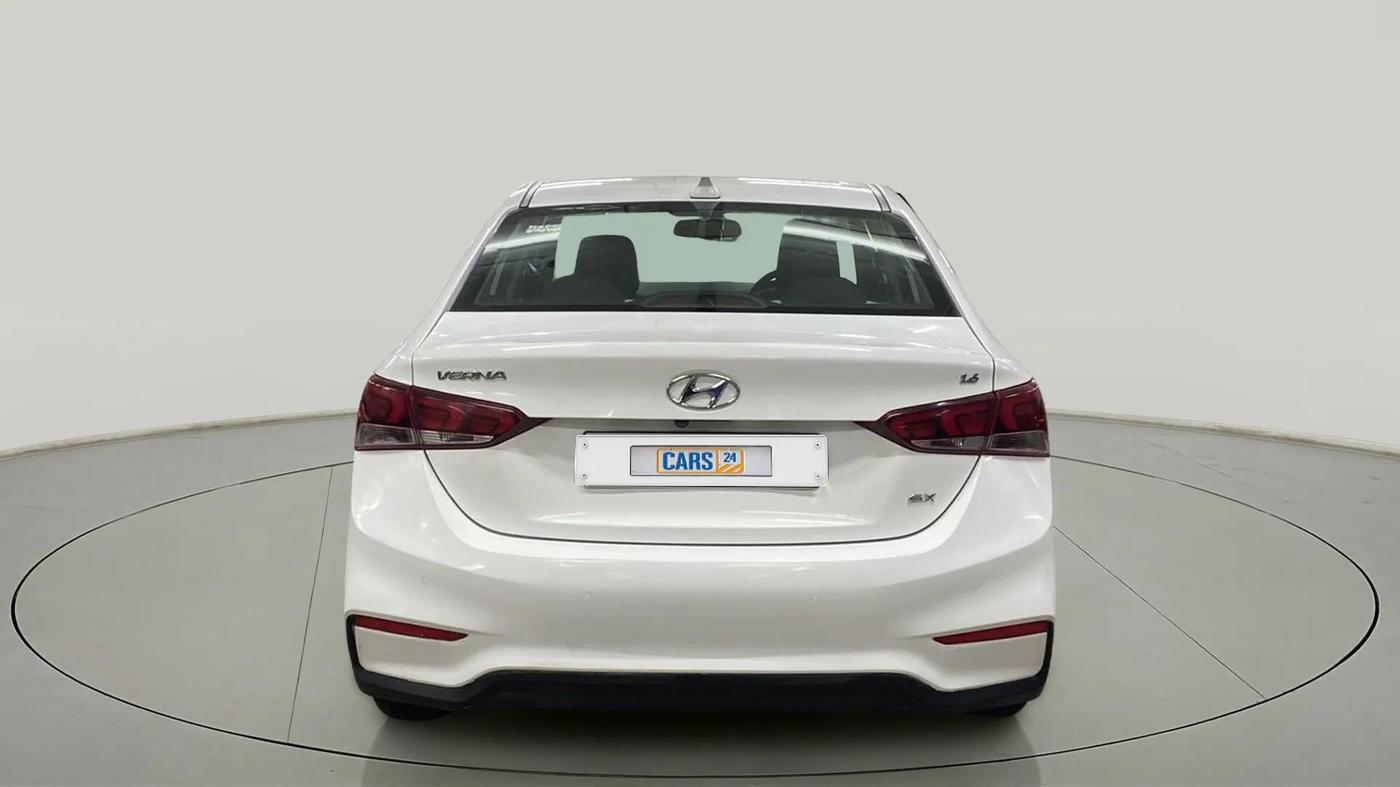 2019 Hyundai Verna 1.6 VTVT SX, Petrol, Manual, 36,134 km, Back/Rear