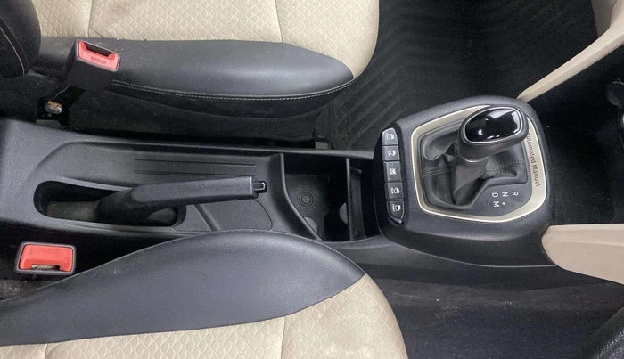 2019 Hyundai NEW SANTRO SPORTZ AMT, Petrol, Automatic, 56,261 km, Gear Lever