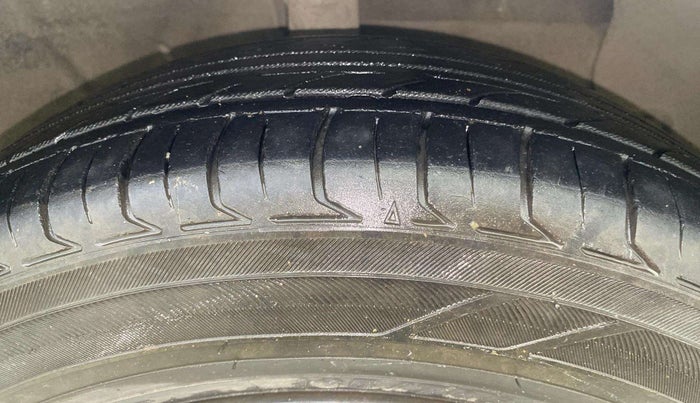 2019 Hyundai NEW SANTRO SPORTZ AMT, Petrol, Automatic, 56,261 km, Right Front Tyre Tread