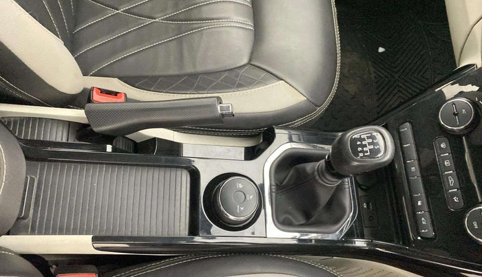 2022 Tata NEXON XZ PLUS PETROL, Petrol, Manual, 43,477 km, Gear Lever