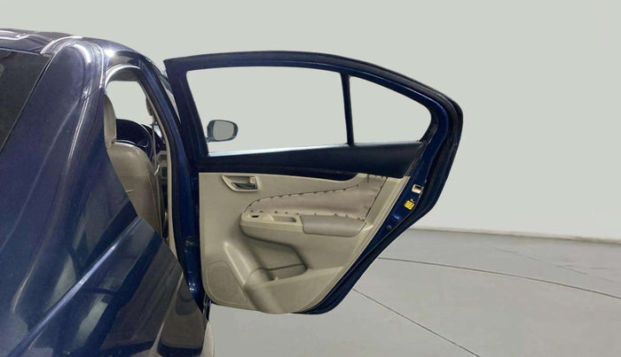 2017 Maruti Ciaz DELTA 1.4 MT PETROL, Petrol, Manual, 1,27,182 km, RHS Rear Door