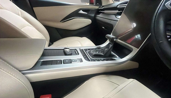 2024 MG HECTOR SAVVY PRO 1.5 TURBO CVT PETROL, Petrol, Automatic, 4,730 km, Gear Lever