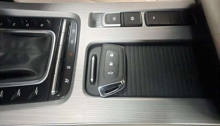 2024 MG HECTOR SAVVY PRO 1.5 TURBO CVT PETROL, Petrol, Automatic, 4,730 km, Key Close Up