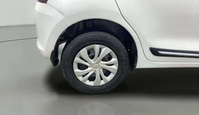 2021 Maruti Swift VXI, Petrol, Manual, 96,252 km, Right Rear Wheel