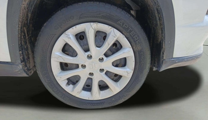 2023 Maruti Grand Vitara SIGMA SMART HYBRID, Petrol, Manual, 53,055 km, Right Front Wheel