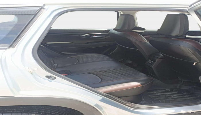 2023 Maruti Grand Vitara SIGMA SMART HYBRID, Petrol, Manual, 53,055 km, Right Side Rear Door Cabin