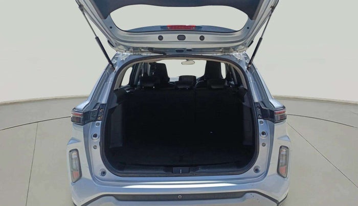 2023 Maruti Grand Vitara SIGMA SMART HYBRID, Petrol, Manual, 53,055 km, Boot Inside