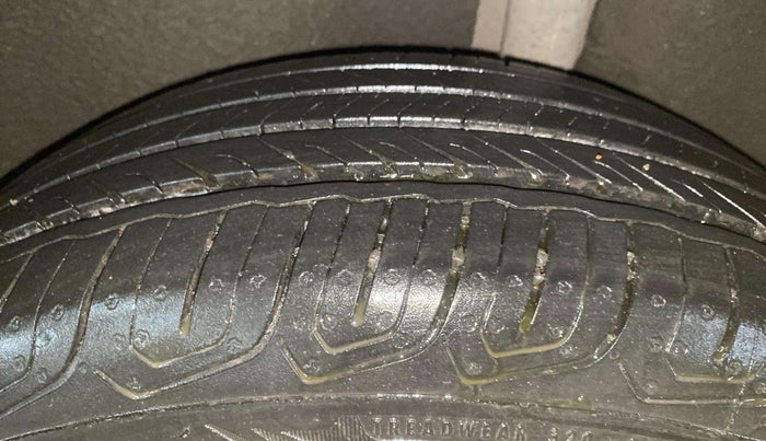 2016 Ford Ecosport TITANIUM 1.5L PETROL, Petrol, Manual, 35,102 km, Left Rear Tyre Tread