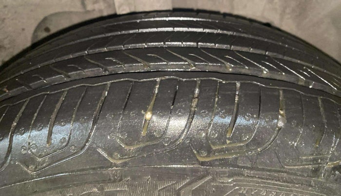 2016 Ford Ecosport TITANIUM 1.5L PETROL, Petrol, Manual, 35,102 km, Right Front Tyre Tread